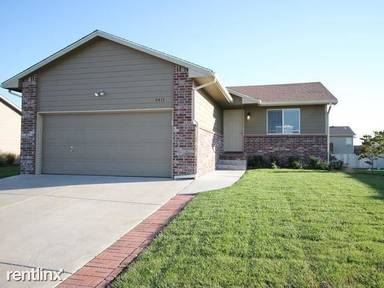 Main picture of 2417 E Casey Dr