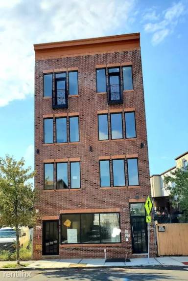 Main picture of 406 W Side Ave