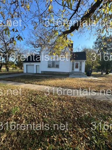 Main picture of 1500 N Main St