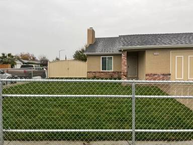 Main picture of 4390 N Forestiere Ave