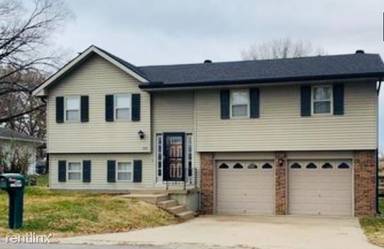 Main picture of 238 N 82nd Ter