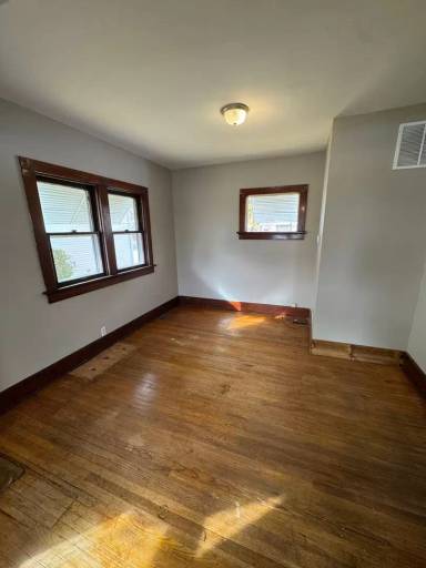 Main picture of 1211 Bell Ave