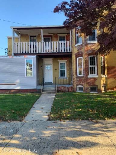 Main picture of 453 N Evans St