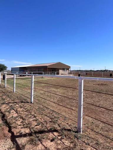 Main picture of 2402 N County Road 1640