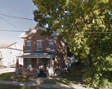 Main picture of 413 W 3rd St