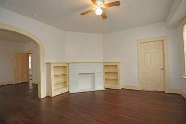 Main picture of 3015 Isabella St