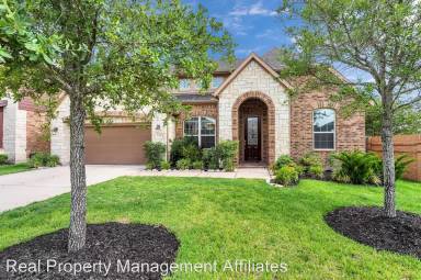 Main picture of 27702 Yorkshire Brook Ln