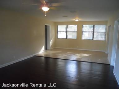 Main picture of 7356 Greenway Dr
