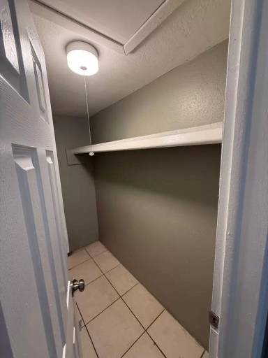 Main picture of 1718 S Washington Ave