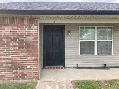Main picture of 6137 Evelyn St