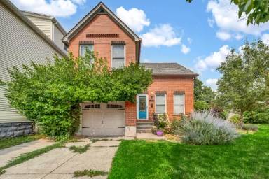 Main picture of 133 Whitney Pl