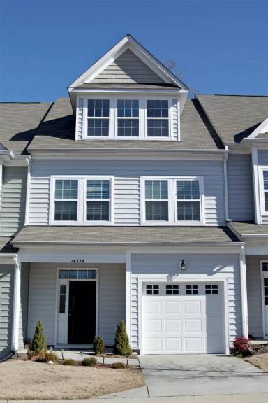 Main picture of 14305 Foxcroft Rd