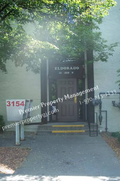 Main picture of 3154 Lakeside Dr