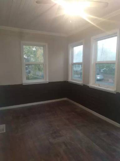 Main picture of 2958 113th St