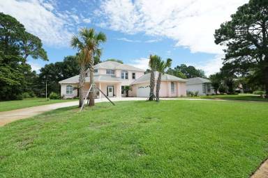 Main picture of 1534 Glenlake Cir
