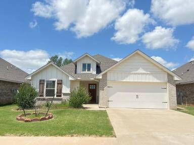 Main picture of 3813 Palisade Ln