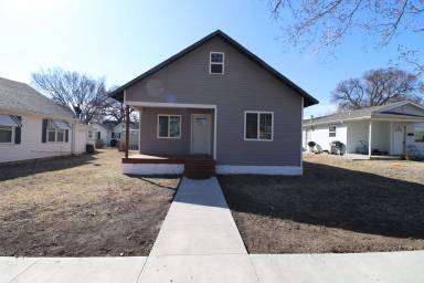 Main picture of 505 W 12th St