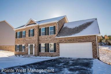 Main picture of 15 Siena Dr