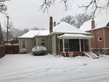 Main picture of 2633 W Argyle Pl