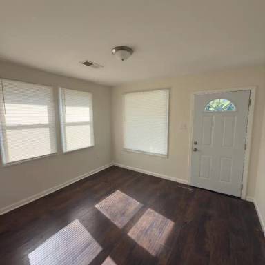 Main picture of 1624 Farragut St