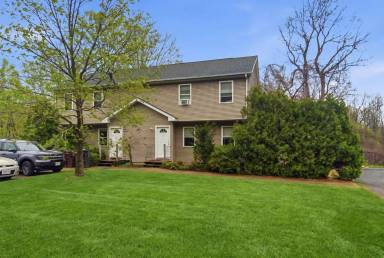 Main picture of 1181 Russell Rd