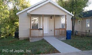 Main picture of 1002 S Fulton St