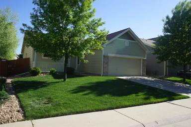 Main picture of 7468 Skyline Way