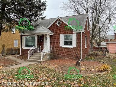 Main picture of 8215 Hohman Ave