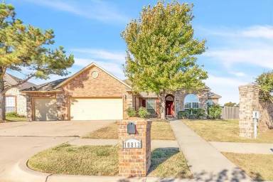 Main picture of 10813 Middlesbrough Ln