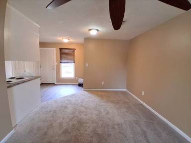Main picture of 154 Pinecone Pl