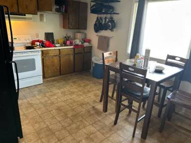 Main picture of 921 Rodgers St