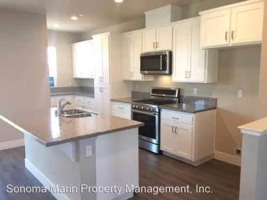 Main picture of 686 E Cotati Ave