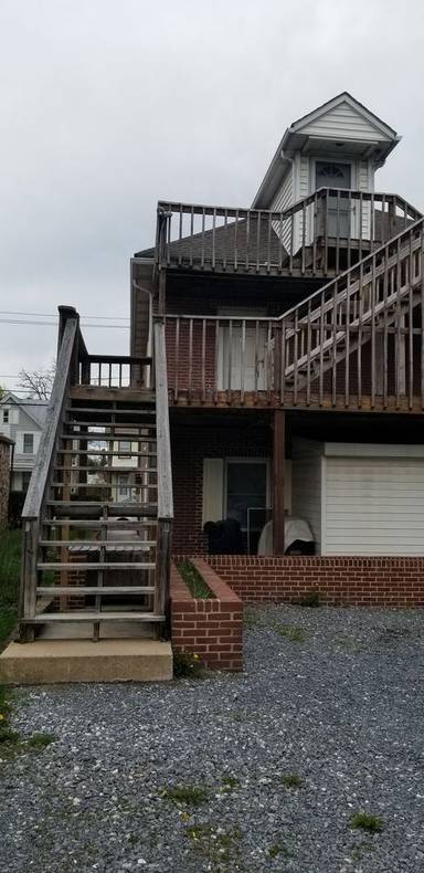 Main picture of 500 N Pitt St