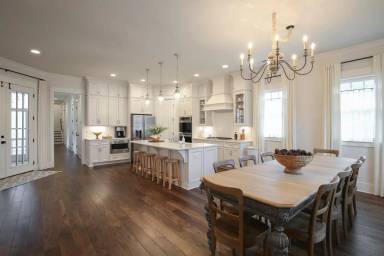 Main picture of 237 Stephens Valley Blvd