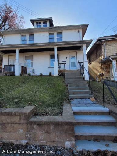 Main picture of 320 Aidyl Ave