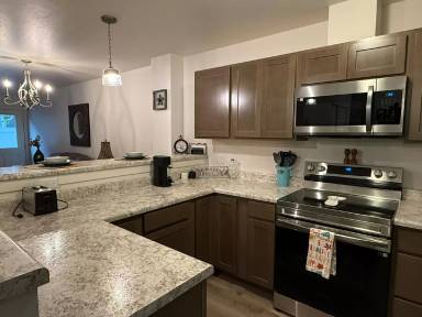 Main picture of 1023 Teller Ave