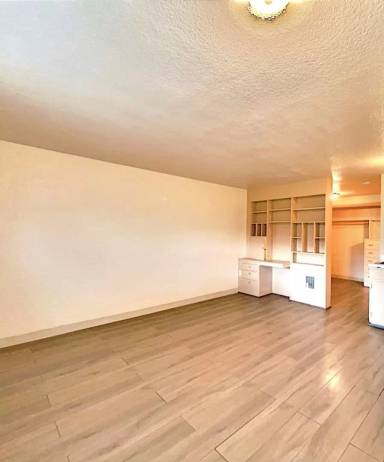 Main picture of 1740 N 5th Ave
