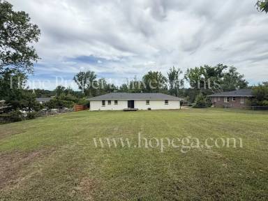 Main picture of 6 Georgian Dr