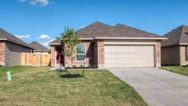 Main picture of 631 Hollyhock Dr