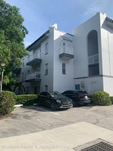 Main picture of 2314 S Clewis Ct