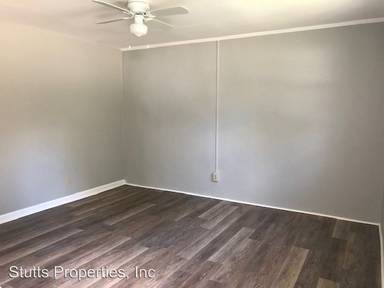 Main picture of 421 S Orleans St