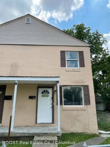 Main picture of 2251 Pervience St