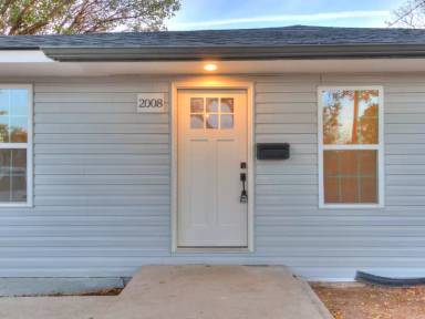 Main picture of 2008 NW 35th St