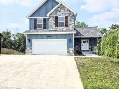 Main picture of 111 Alice Dr