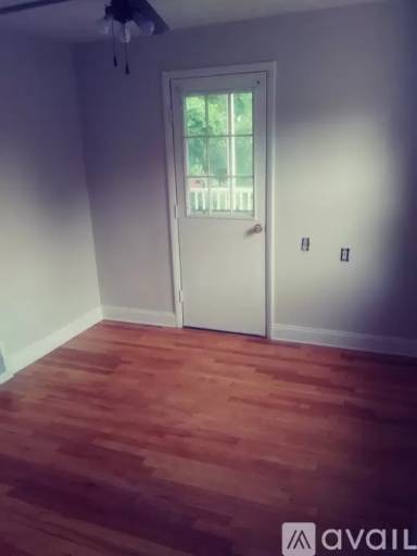 Main picture of 3800 Lyndell St