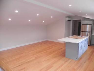 Main picture of 7 Hawkins Ave