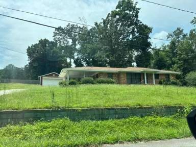 Main picture of 6685 Lucille Ave