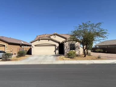 Main picture of 69 S 195th Ln