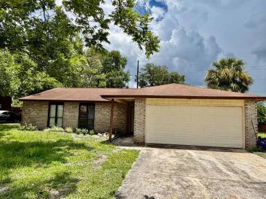 Main picture of 1745 Patricia Ln