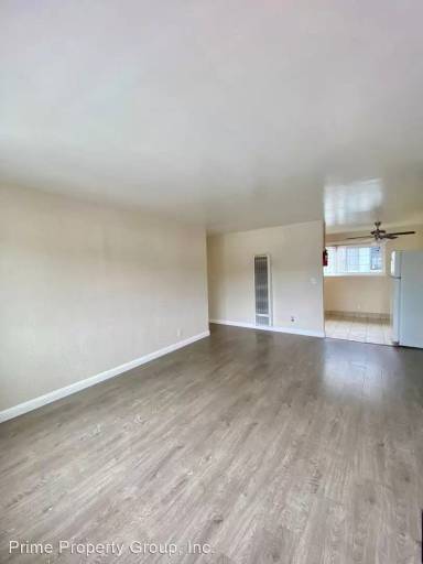 Main picture of 1941 82nd Ave